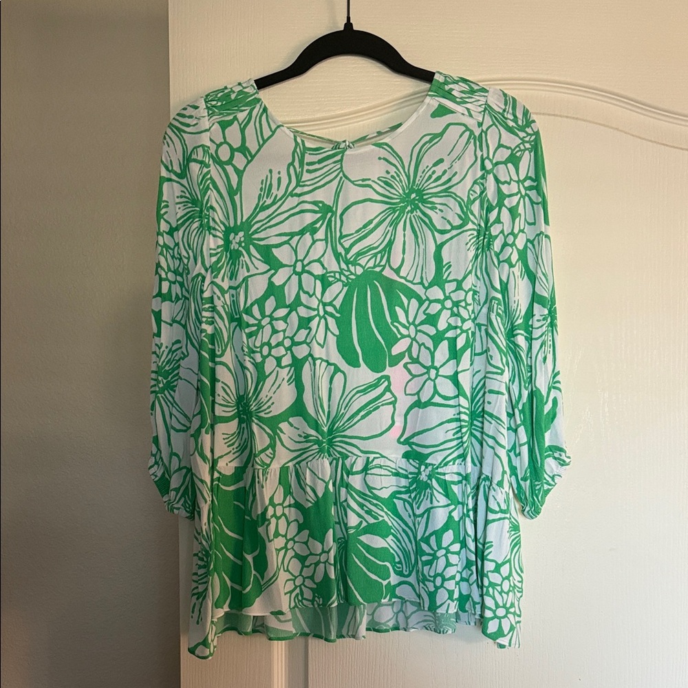 NWT Lily P Green Floral Women's Top